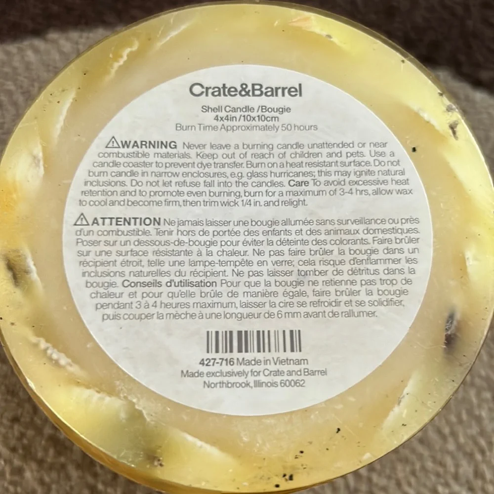 NWT Crate&Barrel Seashell Candle 2 🐚 RARE